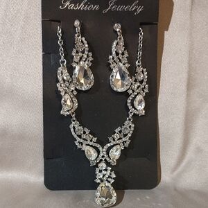 Elegant Silver Crystal Jewelry Set
